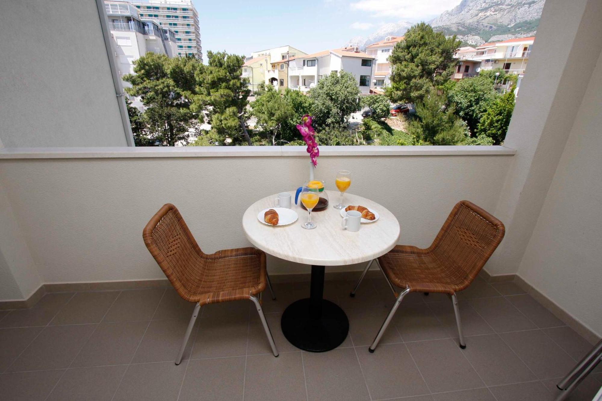 Apartmani Neva Makarská Exteriér fotografie