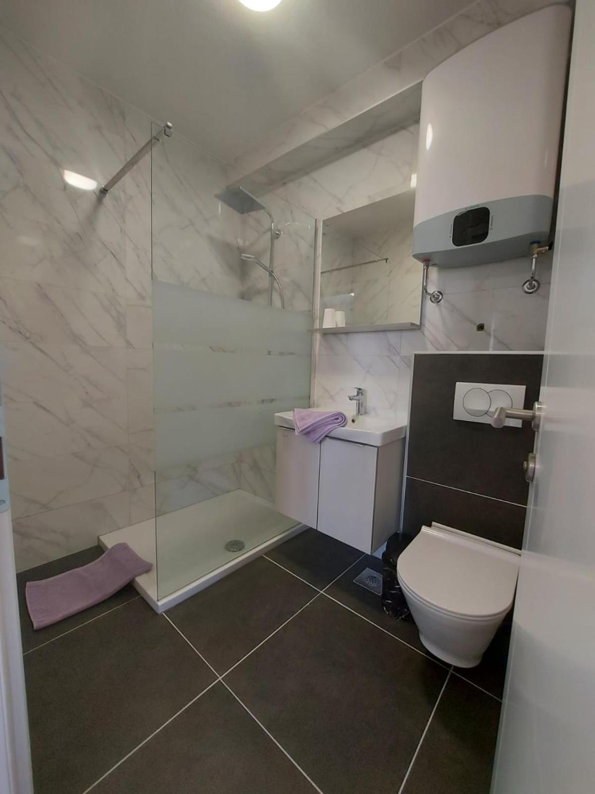 Apartmani Neva Makarská Exteriér fotografie